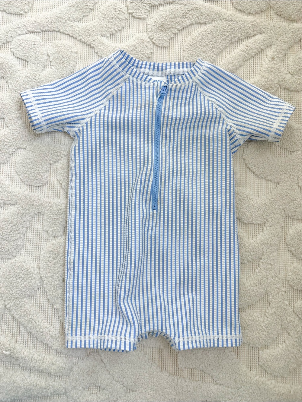 Rugged Butts blue stripe rashguard 6-12m VGUC